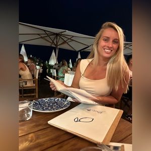 Meet your Posher, Lindsey